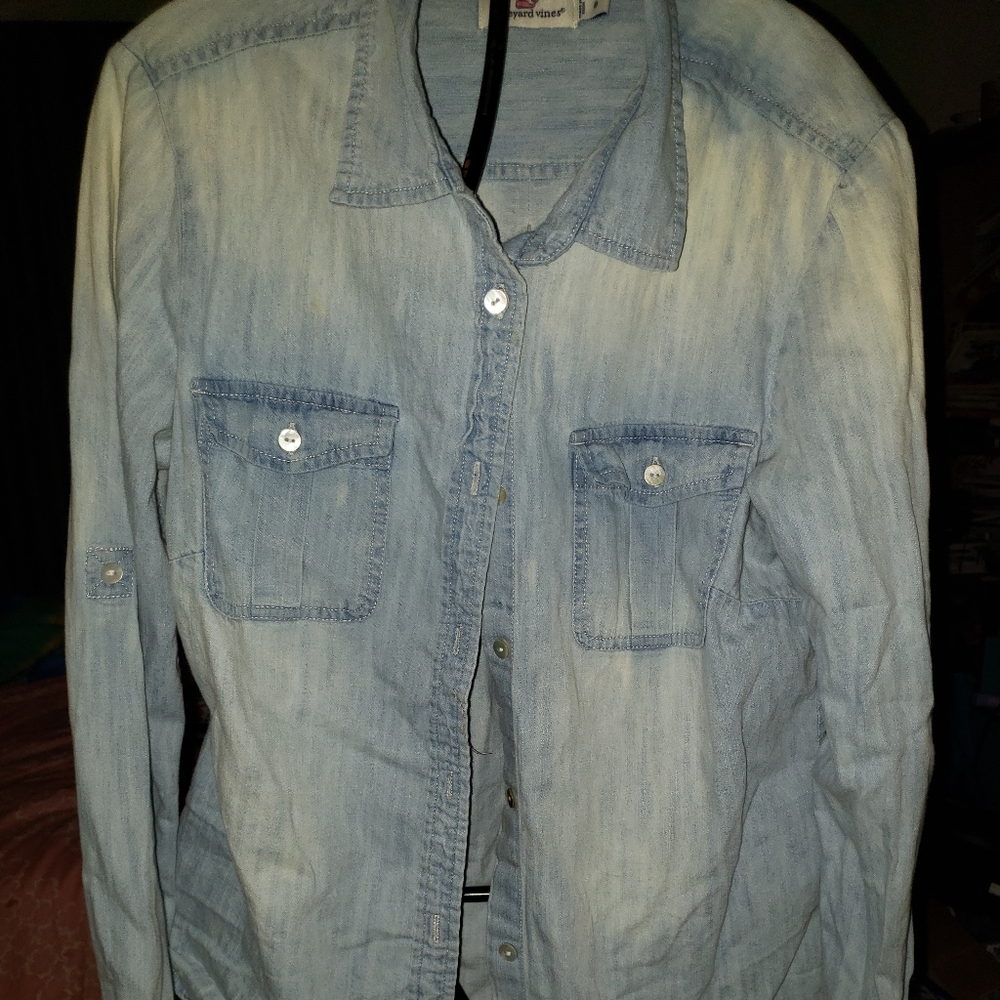 Vineyard Vines button down
